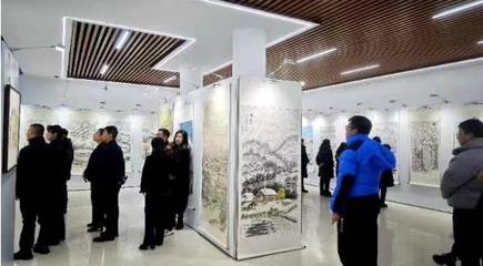 展示家鄉(xiāng)精神風(fēng)貌 豐富冬季文化生活——綏芬河市“冰天雪地 美好生活”書(shū)畫(huà)作品展在市圖書(shū)館成功展出